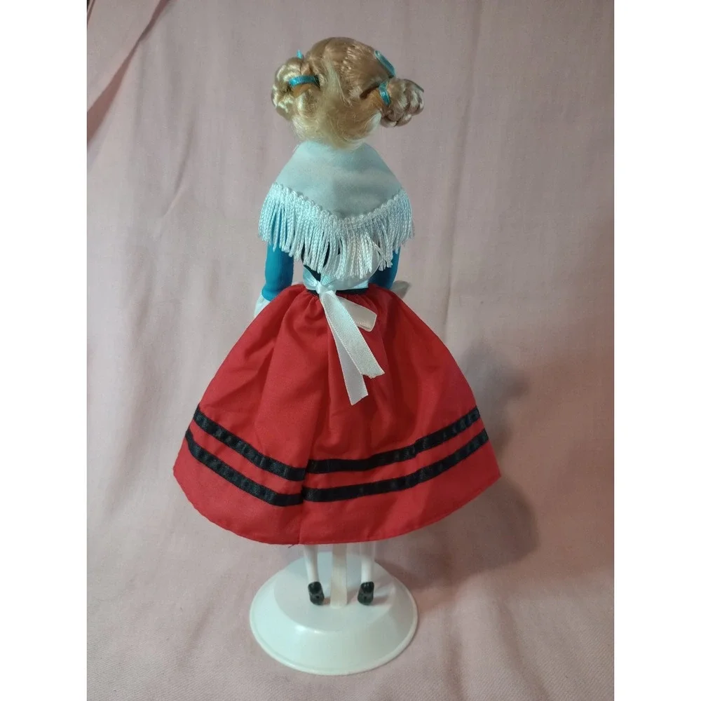 1994 Barbie Dolls of the World German Special Edition #12698 w/ Stand